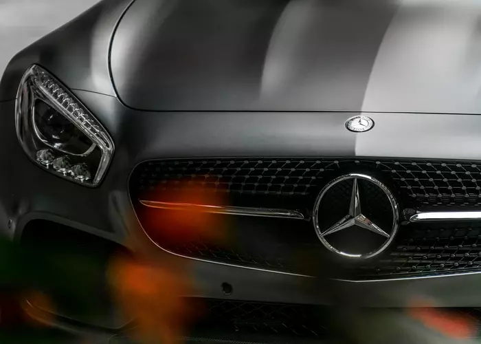 Close up photo of Mercedez-Benz vehicle